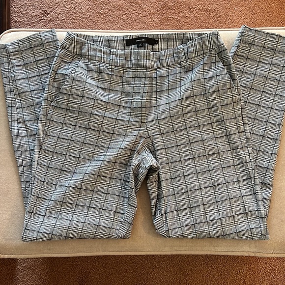Checked slacks - Picture 2 of 7
